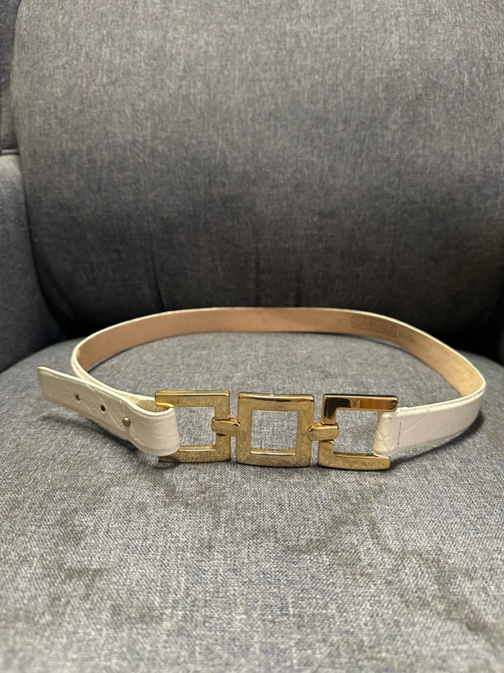 Carlisle White Croc-Embossed Leather Belt with Gold Geometric Buckle - Picture 2 of 10